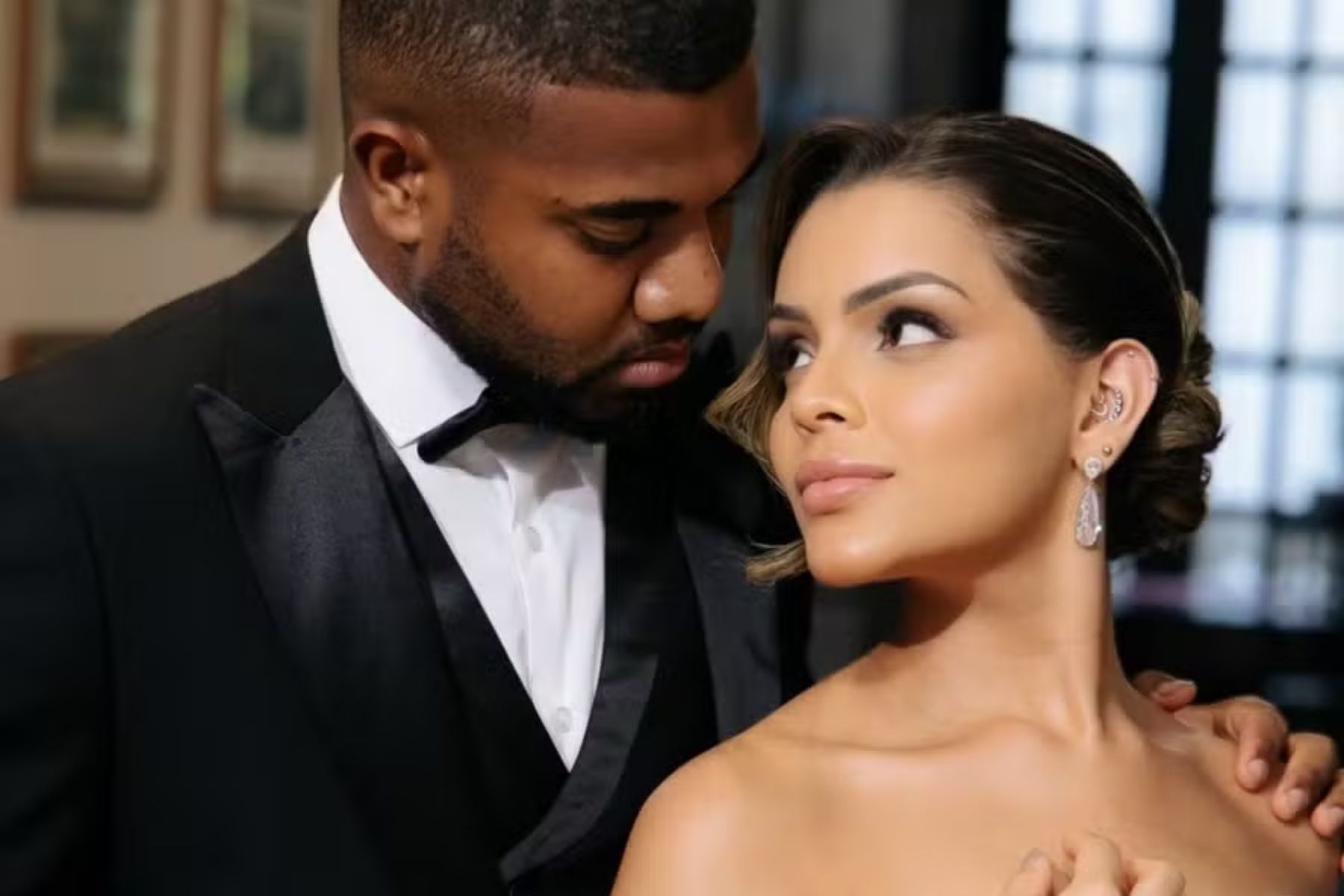 Davi Brito se casa com Emilly Garcia em festa luxuosa; veja detalhes da comemoração