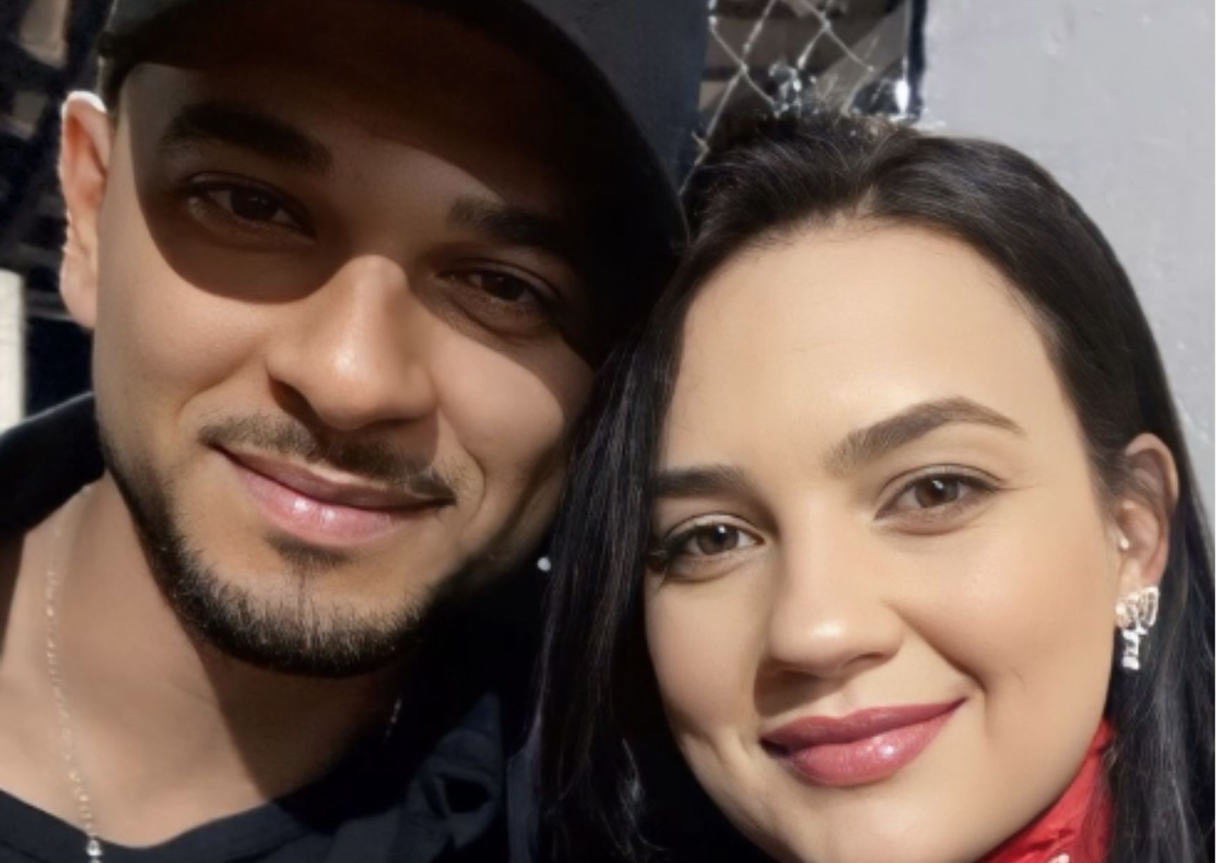 Cantor sertanejo Eduardo volta à UTI, e esposa faz apelo: 'Aguenta firme'