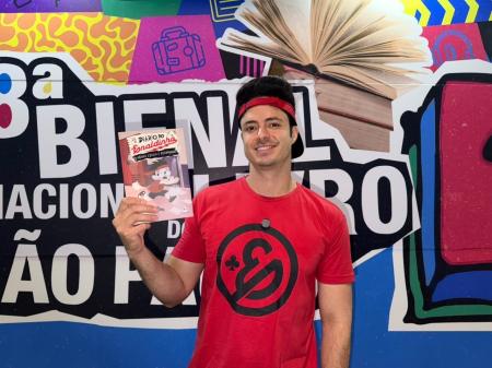 Enaldinho mergulha em universo lúdico para trazer mensagem importante em livro