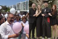 Despedida de Duda Alves reúne multidão e pai faz homenagem marcante à filha