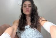 Flavia Pavanelli sofre acidente doméstico grave: 'Corpo todo ralado de vidro'