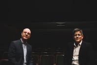 Duo Serenata canta Andrea Bocelli em espetáculo gratuito no Cine Theatro Brasil Vallourec