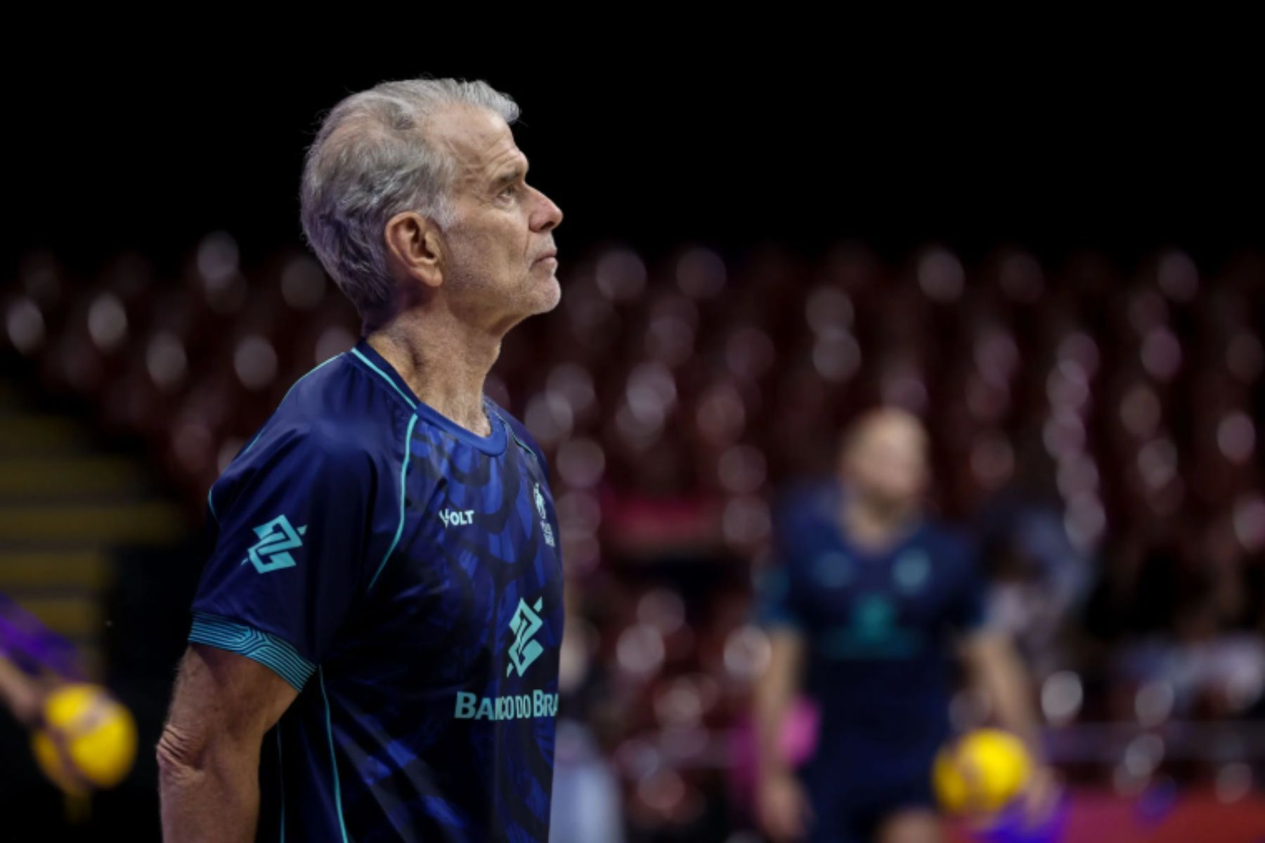 Em busca de vaga nas Olimpíadas, Bernardinho define atletas para Sul-Americano de Vôlei