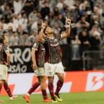 Hulk embala e chega a 11 participações em gols pelo Fluminense