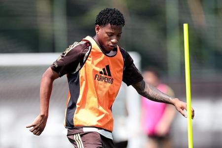 Gonzalo Plata deve estar de volta aos jogos do Flamengo em breve