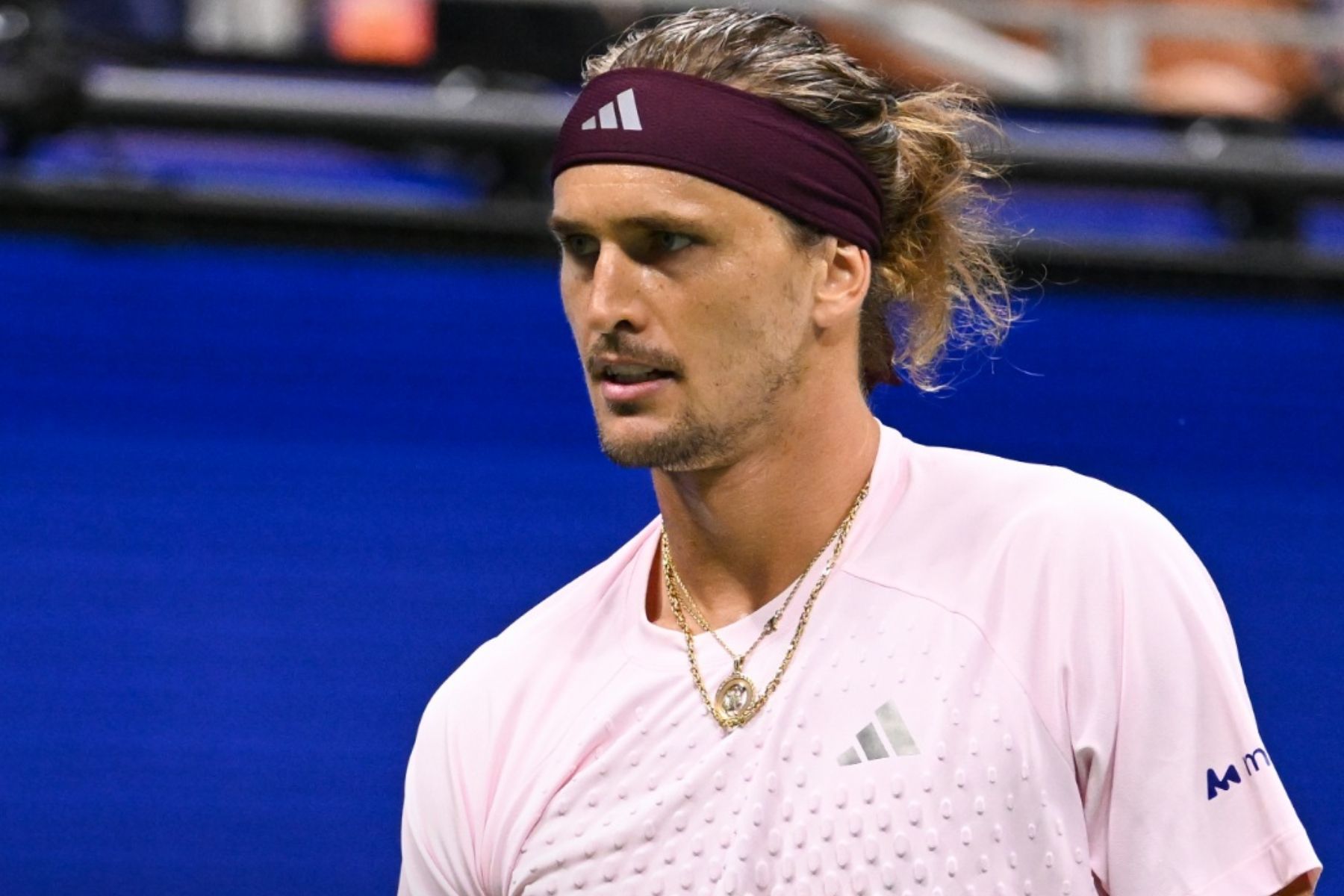 Zverev vence batalha contra Sonego e espanta 'zebra' na primeira rodada do US Open