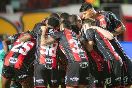 Vitória em jogo no Barradão