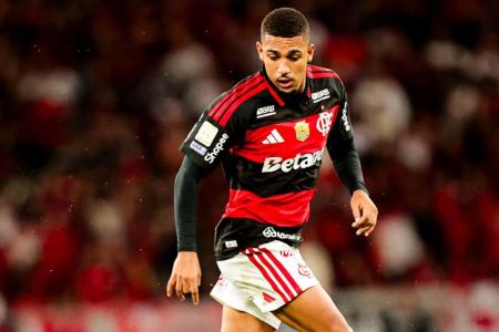 Samuel Lino segue titular do Flamengo