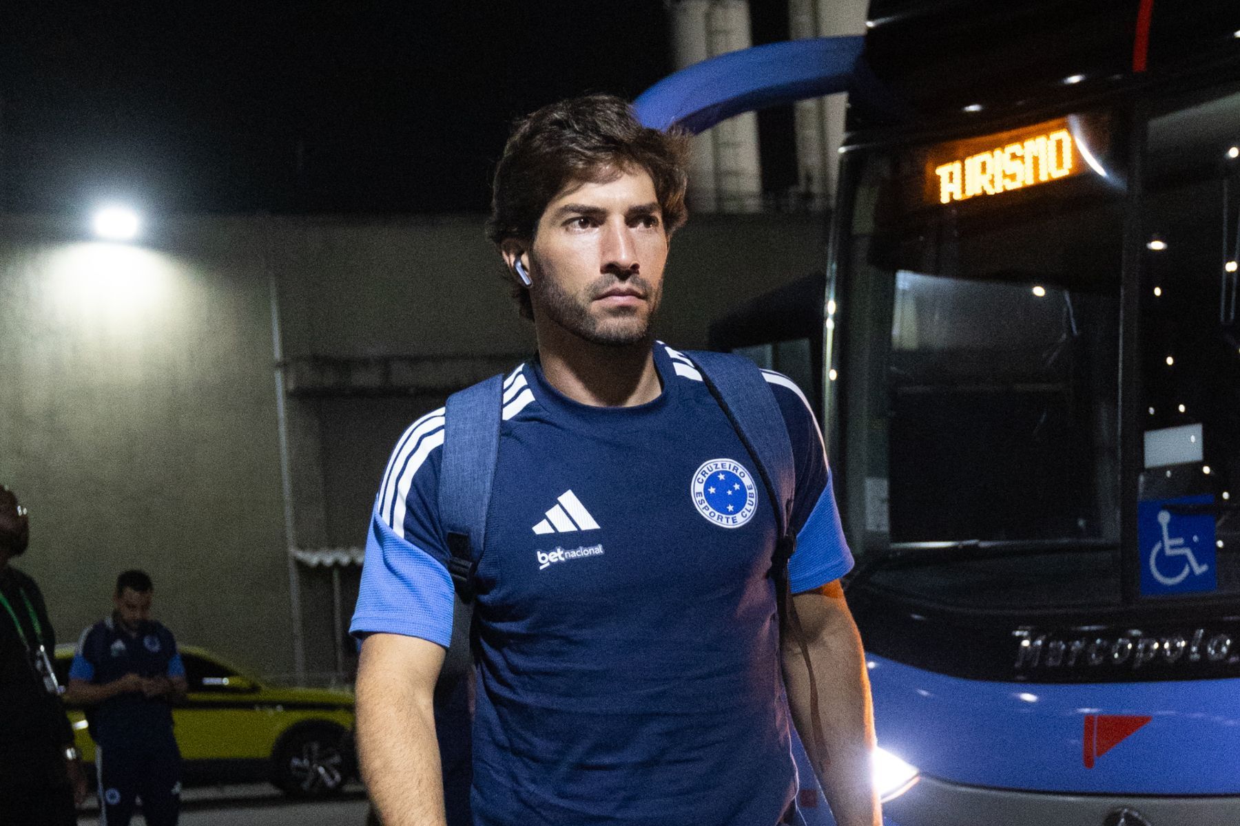Sem espaço com Artur Jorge, ídolo do Cruzeiro jogou apenas 55 minutos após a Copa
