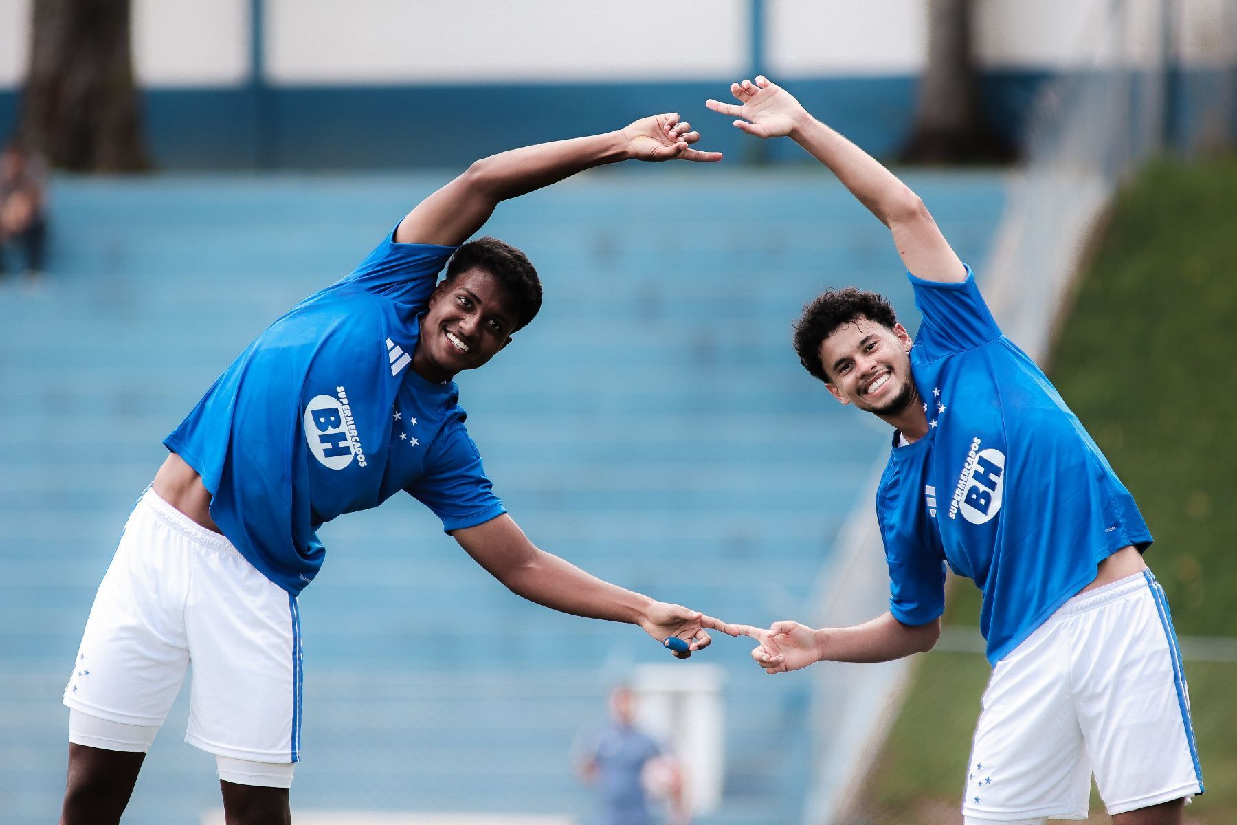 Acertado com clube europeu, atacante se despede do Cruzeiro: 'Até logo'