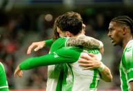 Em jogo louco, Mbappé é expulso e Lille sofre a virada do Bétis na Liga dos Campeões