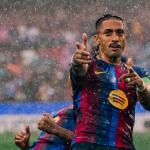 Com brilho de Raphinha e desencanto de Jesus, Barcelona estreia com goleada na Champions