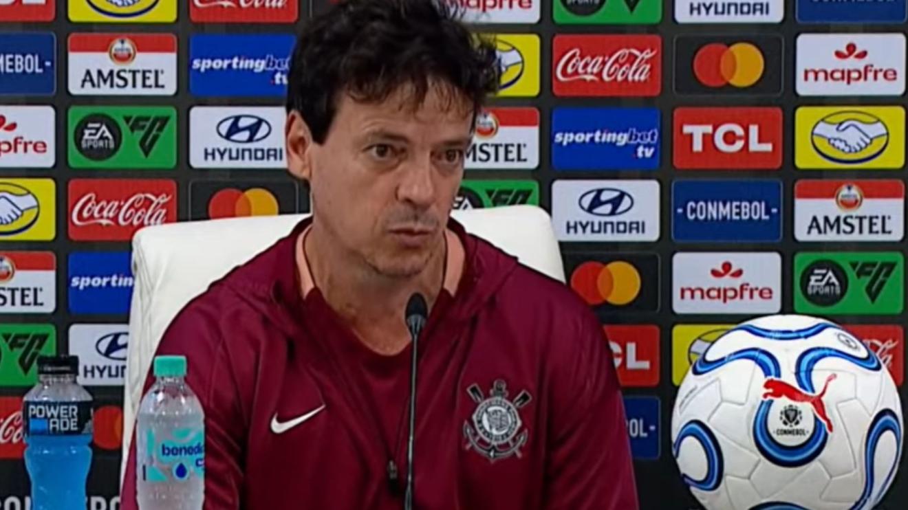 Diniz é direto sobre lance de gol do Estudiantes sobre o Corinthians: 'Sinceramente'