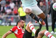 Com ex-Atlético em campo, Shakhtar estreia com empate com o PSV na Champions