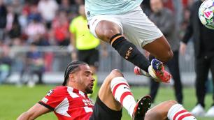 Com ex-Atlético em campo, Shakhtar estreia com empate com o PSV na Champions