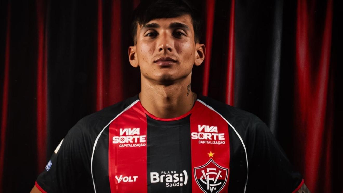 Vitória anuncia contratação do atacante Nacho Laquintana, do RB Bragantino
