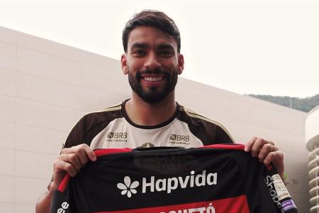 Lucas Paquetá volta a vestir a camisa 11 do Flamengo