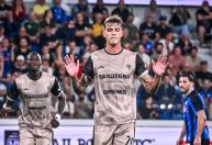 Filho de Maldini bate de carro e é pego no bafômetro após marcar em vitória na Itália