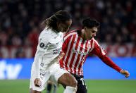 Corinthians recebe Estudiantes para espantar crise e avançar na Libertadores