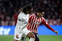 Corinthians recebe Estudiantes para espantar crise e avançar na Libertadores