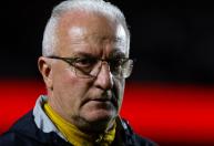 Jornalista se revolta com declaração de Dorival Júnior: 'Teria invadido a coletiva'