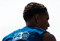 Preterido até por atacante, lateral do Cruzeiro perde espaço e não atua há 13 jogos