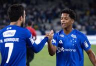 Zé Lucas tem 'brecha' e pode ser titular do Cruzeiro contra o Vitória