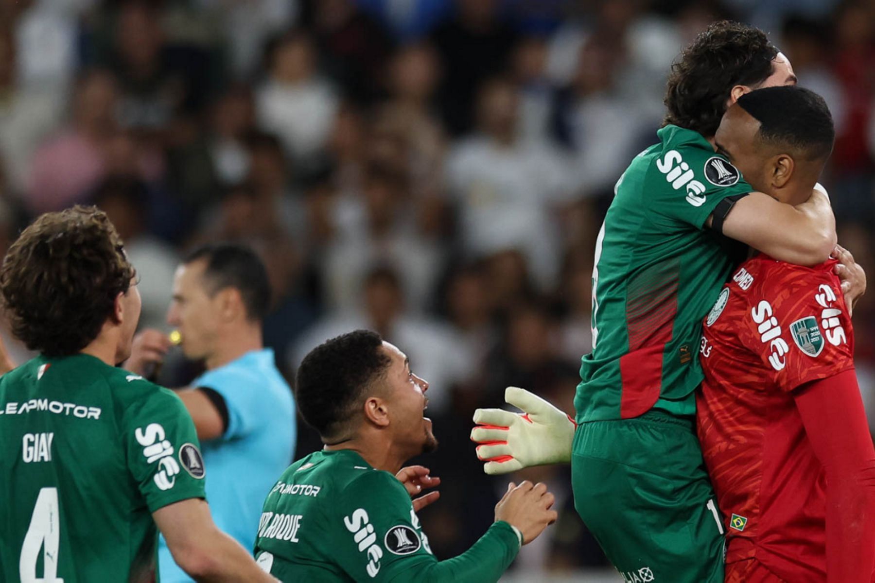 LDU 3 (3) x (4) 2 Palmeiras: gols e pênaltis do jogão pela Libertadores