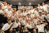 Jogadores do Atlético provocam e imitam gesto de Neymar após classificação
