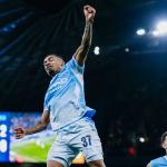 Ex-Palmeiras brilha, supera ex-Cruzeiro, e City atropela Norwich pela Copa da Liga