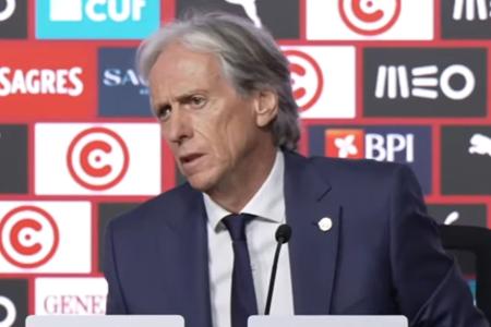 Jorge Jesus em entrevista coletiva