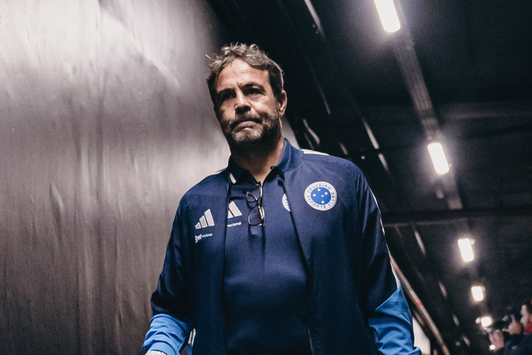 Escalação do Cruzeiro: Artur Jorge deve mexer em dois setores contra o Vitória
