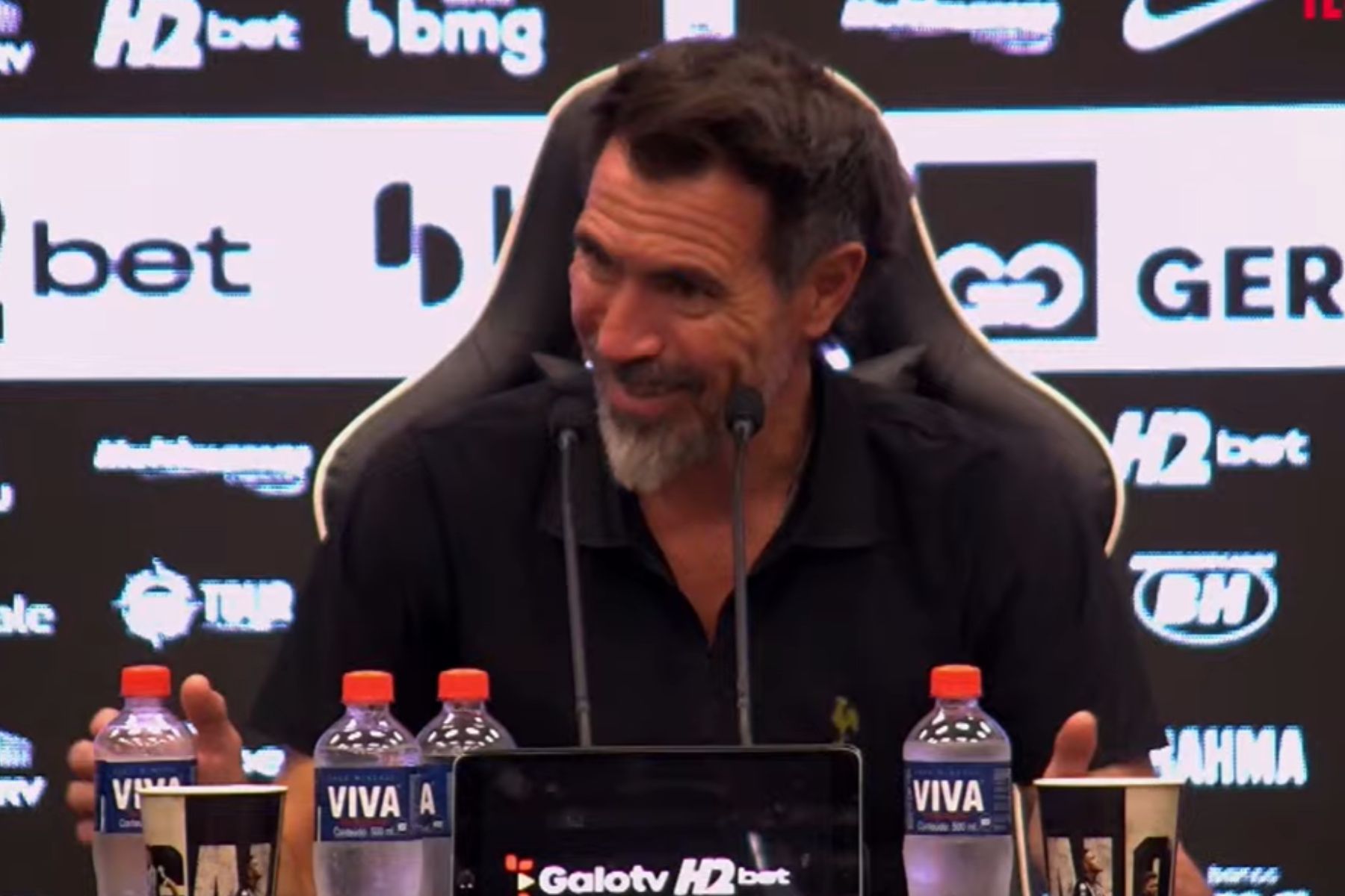 Barba vibra com fim de jejum de Cassierra no Atlético e manda recado sobre Alan Minda