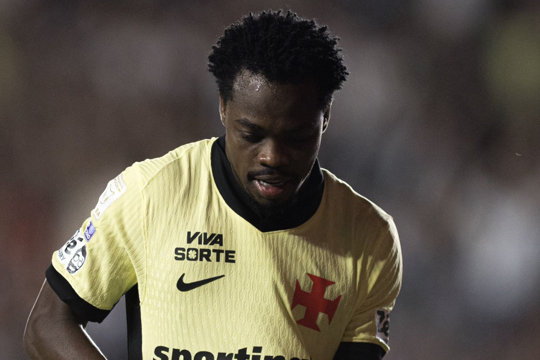 Vasco perde titular para clássico com o Botafogo pelo Campeonato Brasileiro