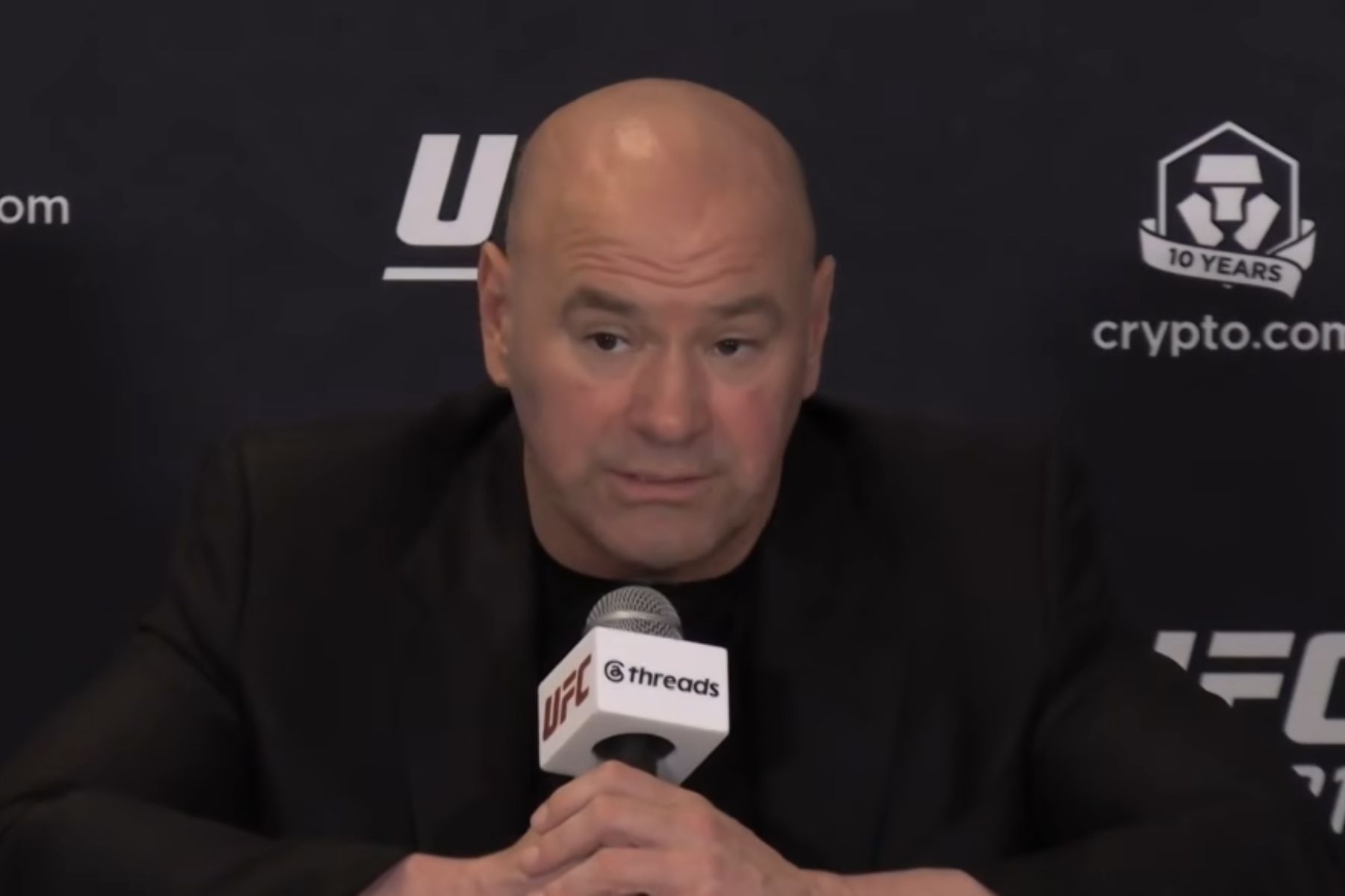 Dana White faz promessa após deixar Poatan fora da disputa pelo cinturão: ‘Em breve’