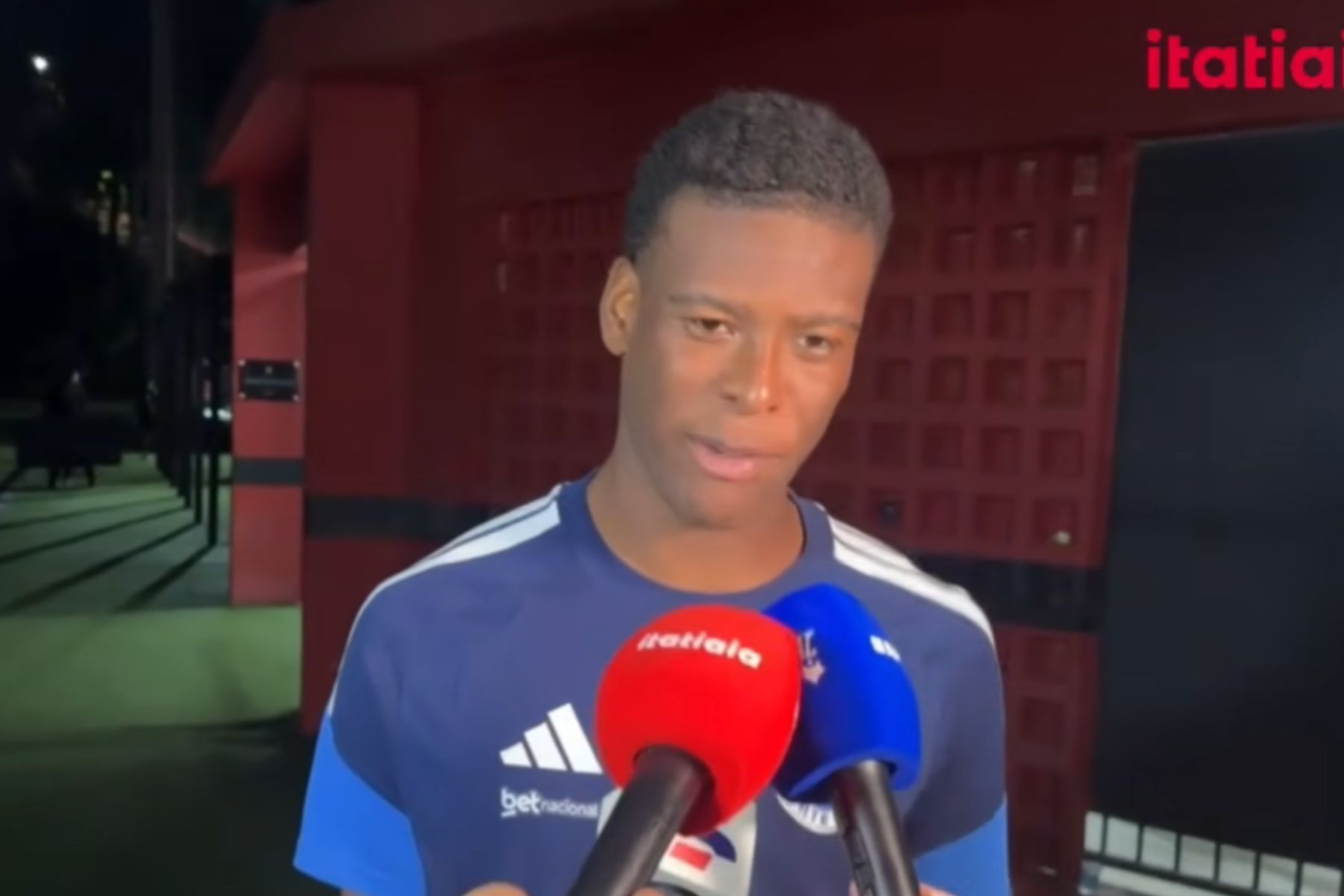 Jonathan Jesus diz que vitória dá 'paciência' ao Cruzeiro e vê razão em cobranças