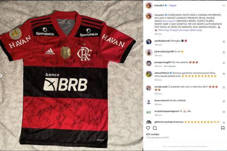 Rick Sollo recebeu camisa do Flamengo autografada •