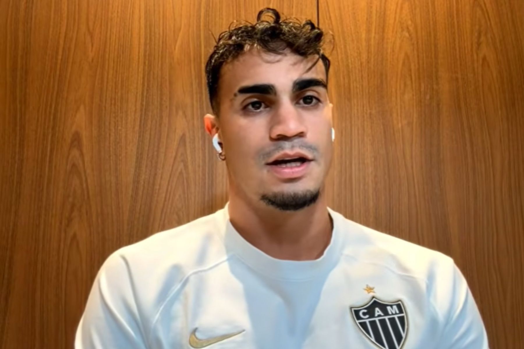 Em alta, Reinier exalta trabalho de Bracks e detalha ida ao Atlético: 'Me encantou'