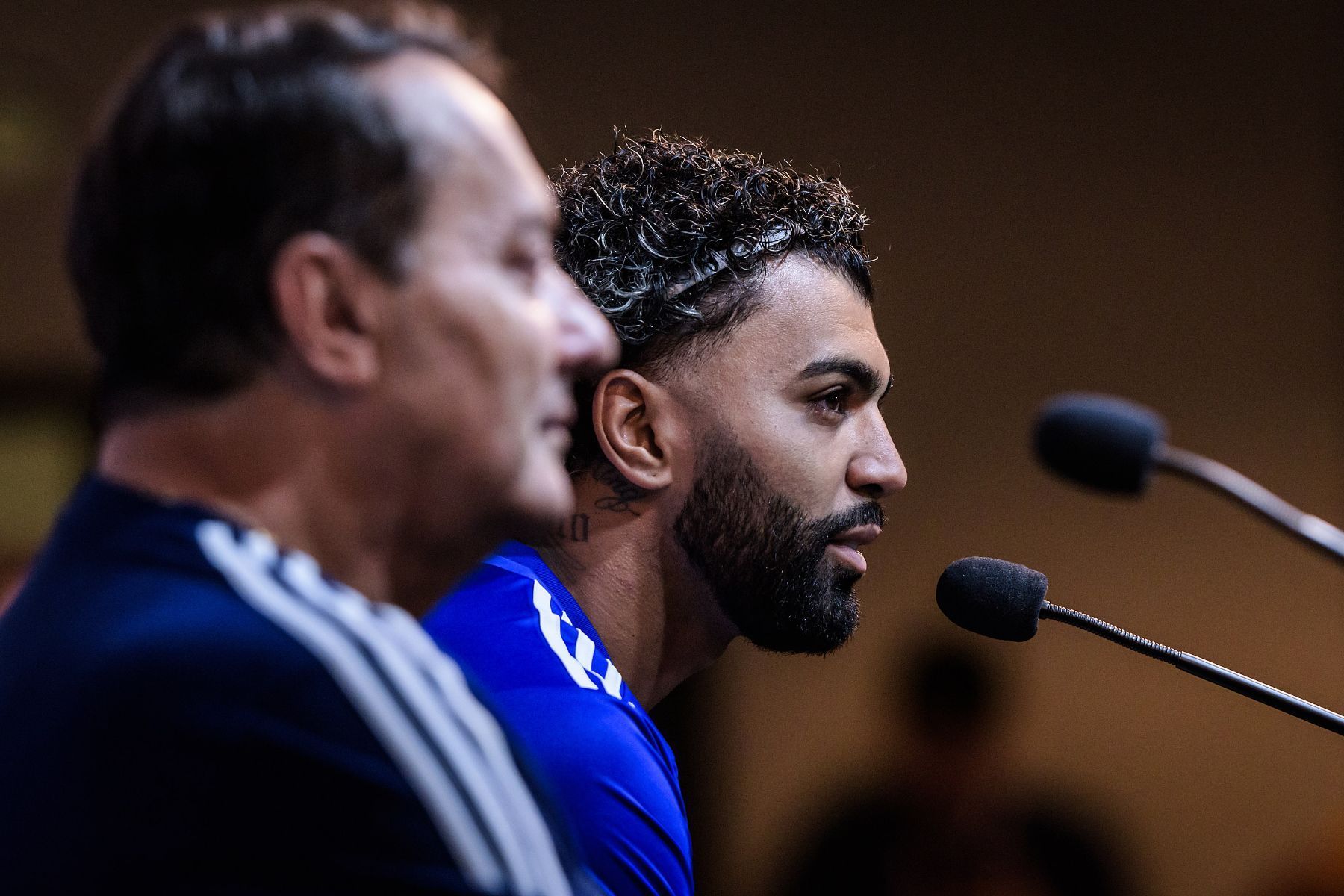 Gabigol 'esquenta' bastidores de Cruzeiro e Santos; entenda cenário