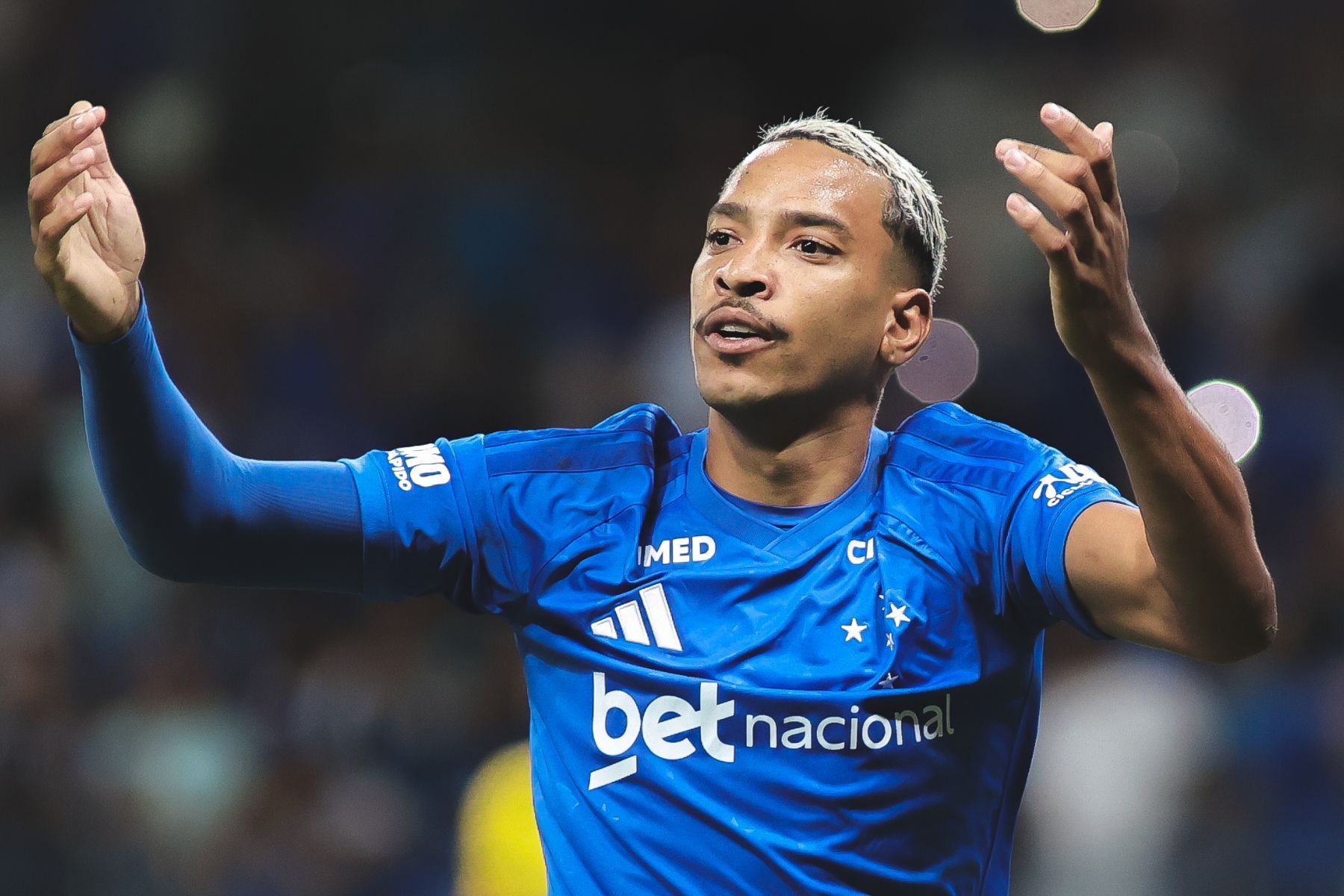 Matheus Pereira, do Cruzeiro, lidera estatística entre meio-campistas do Brasileirão