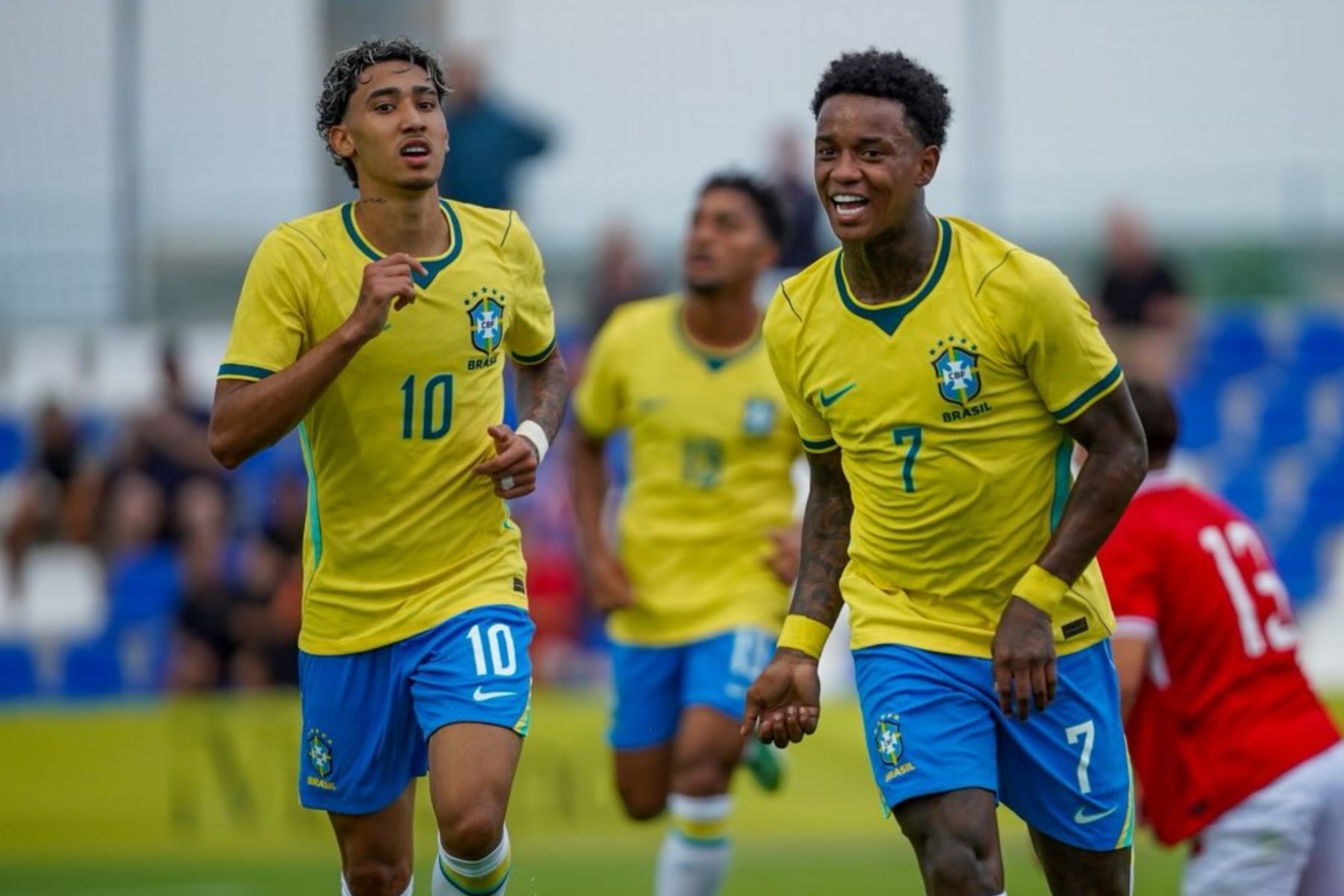 Com joias de Cruzeiro e Atlético, Brasil goleia Dinamarca em amistoso sub-20