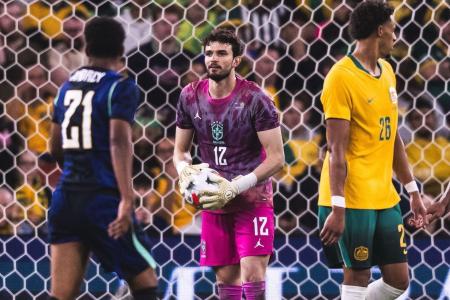 Otávio em ação pelo jogo da Seleção Brasileira • Léo Sguaçabia