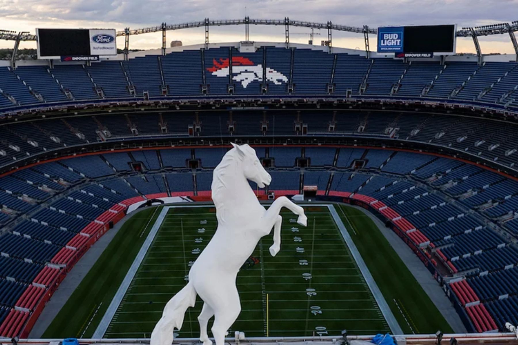Horário e onde assistir ao vivo Denver Broncos x Jacksonville Jaguars, pela NFL