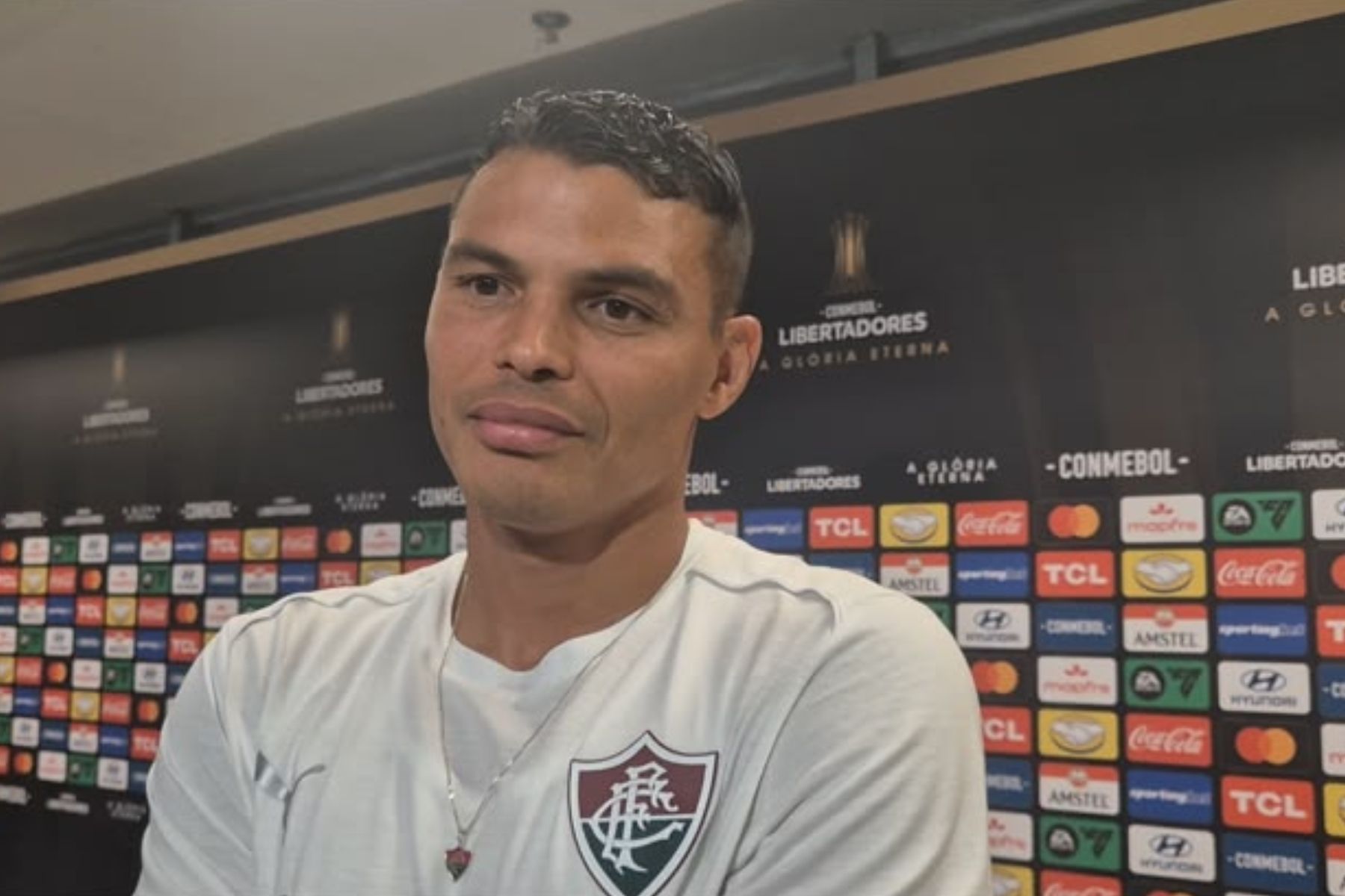 Thiago Silva exalta Marcão no Fluminense e brinca: 'Já está contratado'