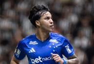 Após polêmica, Kaio Jorge marca pelo Cruzeiro diante do Atlético na Arena MRV