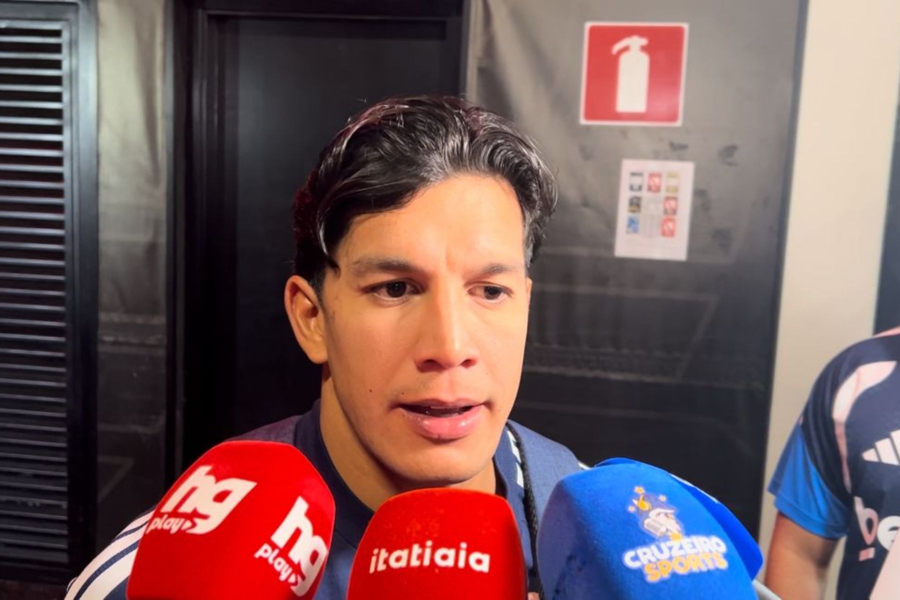 Romero revela estado de Villalba após expulsão em Atlético x Cruzeiro e manda recado
