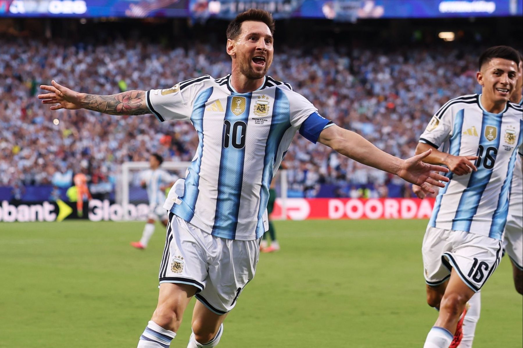 Federação Argentina impõe homenagem a Messi em todos os jogos do país; entenda