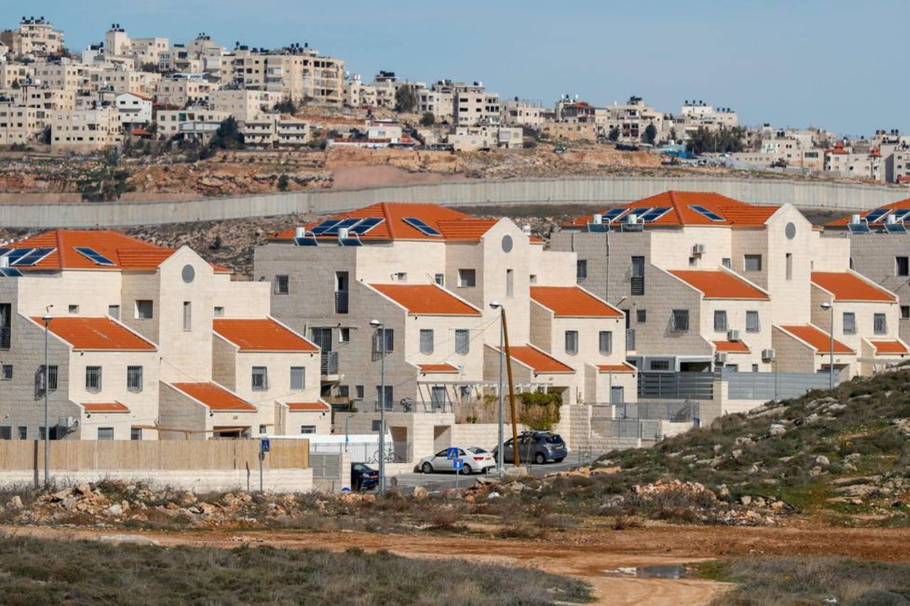 Reino Unido, França e outros 10 países anunciam sanções a assentamentos judaicos na Cisjordânia