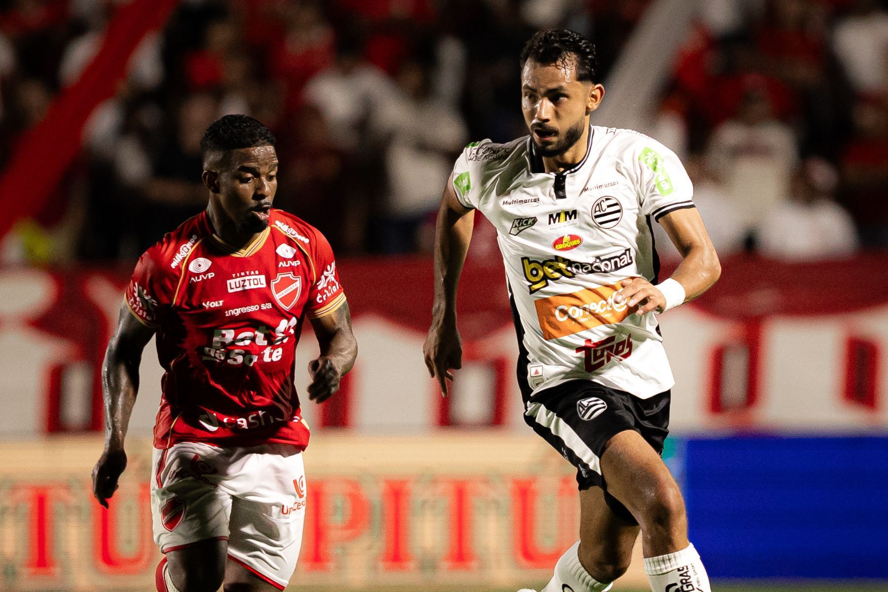 Athletic atropela Vila Nova, vence de goleada e dá 'respiro' pela Série B