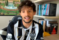 Scarpa fala sobre hábito de leitura e repercussão da ‘Galeitura’: ‘Nunca me senti tão famoso’